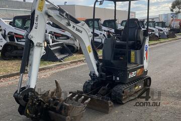 Bobcat   E20 with Tilt Hitch