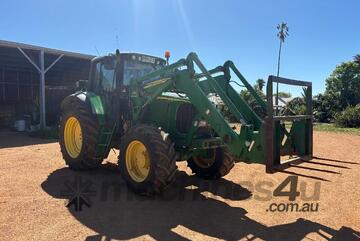John Deere 2006   6820 Tractor John Deere 2006   6820 Tractor