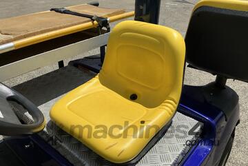 Yamaha   2 Seat Utility Cart