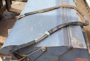 Norm 2022   Enclosed Broom