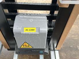 Unused 6m Electric Sliding Gate - picture1' - Click to enlarge