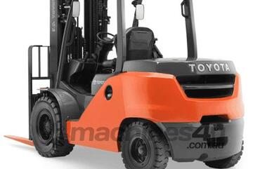 Toyota 32-8FG18 Forklift Dual Fuel (LPG/Petrol) 2018