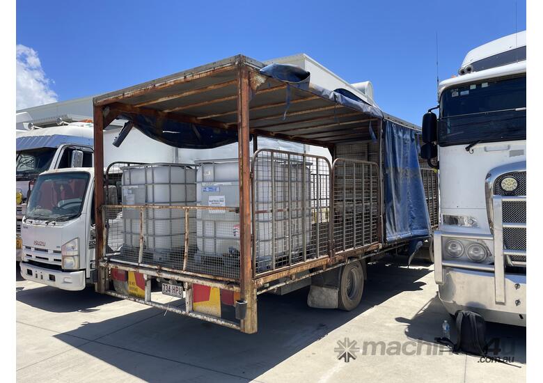 2000 Hino FB 4x2 Curtainsider - Non Mobile