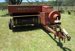 New Holland 317 Small Square Hay Baler