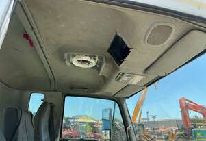 2007 Mitsubishi Fuso Fighter FK 600 Tanker