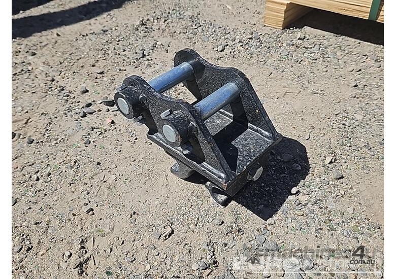 Unused 2026 Captok Quick Coupler to suit Excavator 