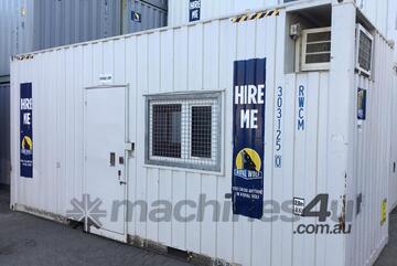 Royal Wolf   20ft Change Room