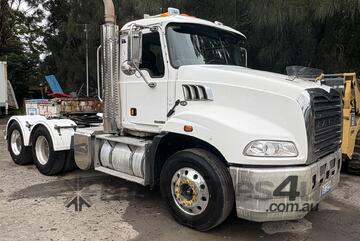 Mack 2016   Granite Prime Mover