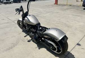 2023 Harley Davidson Breakout Petrol