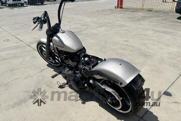2023 Harley Davidson Breakout Petrol