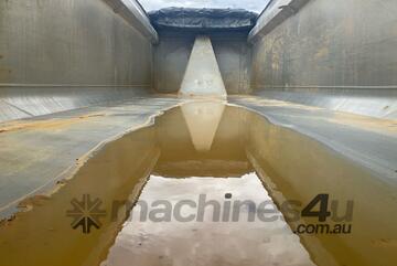 2010 HXW ST2 Tandem Axle Tipping Trailer Combination