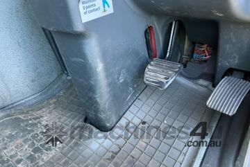 2007 MAN TGM 23.280 Curtain Side Body