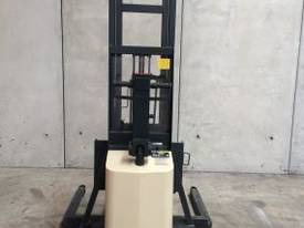 CROWN 20IMT154A High Reach Walkie Forklift - picture0' - Click to enlarge