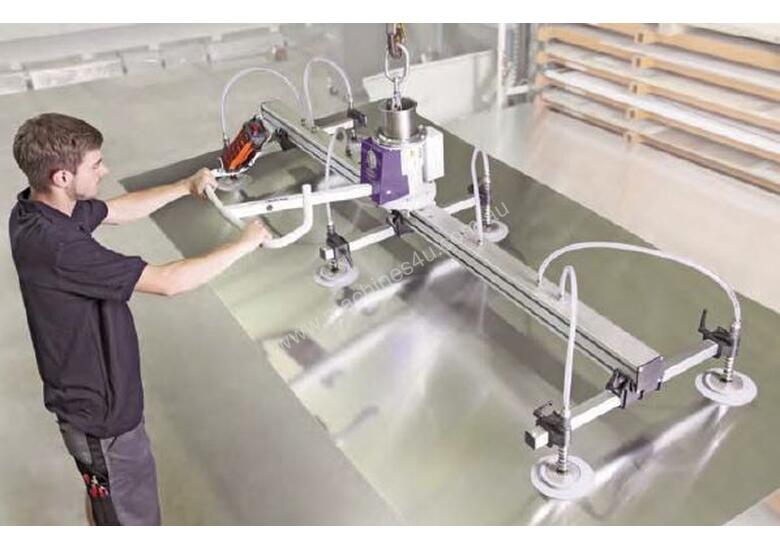 caption VacuMaster for lifting coolroom panels.