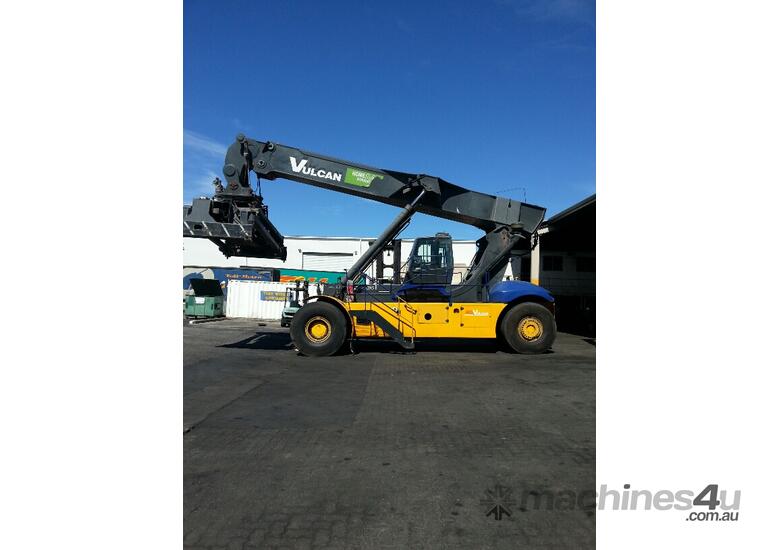 Used Linde Multiple Linde Reach Stackers Reach Stacker in Wetherill