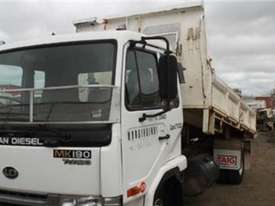 2002 UD MK190 Tipper,4x2 - picture0' - Click to enlarge