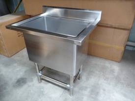 NEW COMMERCIAL STAINLESS STEEL SINGLE POT SINK - picture0' - Click to enlarge