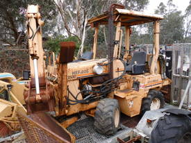 42hp ditch witch trencher , side shift , B/hoe  - picture0' - Click to enlarge