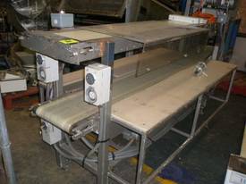 Packing Table (Two tiered) - picture0' - Click to enlarge