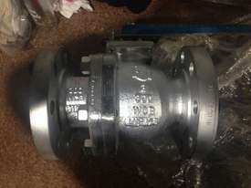 Bulk Lot of Ball Valves - picture2' - Click to enlarge