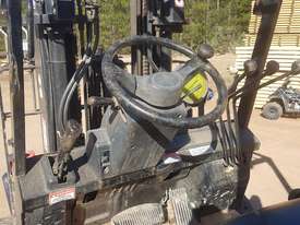 3 tonne forklift - picture0' - Click to enlarge