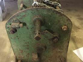 Japanese WW2 geared winch with stainless steel cable - picture0' - Click to enlarge