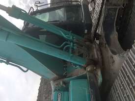 2011 Kobelco SK330-8 - picture1' - Click to enlarge