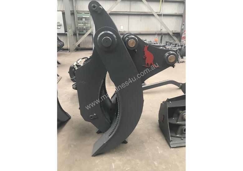 caption Roo Attachments - Hydraulic 5 Tine Box Finger Grab to suit 18 to 20 to 23 Ton