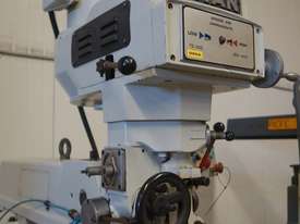 NT30 Turret Mill, 1270x250mm Table, 3 HP 415v - picture2' - Click to enlarge
