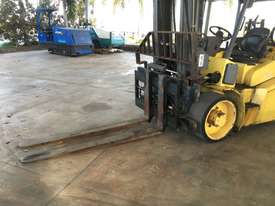 8T Counterbalance Forklift - picture0' - Click to enlarge