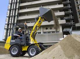 Wheel Loader WL20e Battery Powered - picture0' - Click to enlarge