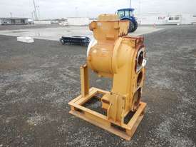 Transmission & Gear Case Housing to suit CAT 815  - picture2' - Click to enlarge