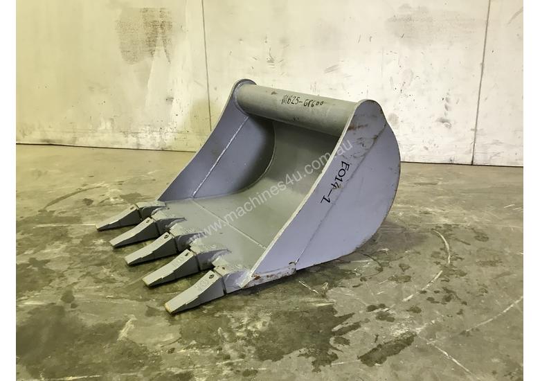 caption UNUSED 600MM DIGGING BUCKET TO SUIT 2-3T EXCAVATOR E014