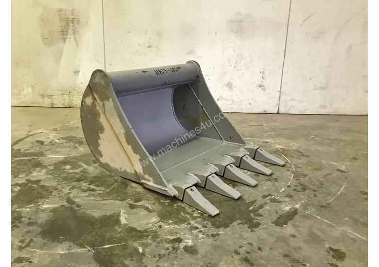 caption UNUSED 600MM DIGGING BUCKET TO SUIT 2-3T EXCAVATOR E014