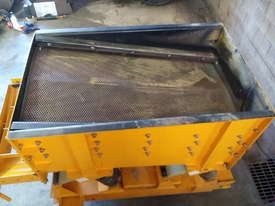 Vibratory Screen / Lump Breaker - picture1' - Click to enlarge