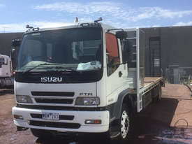 Isuzu FTR900 Beavertail Truck - picture2' - Click to enlarge