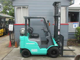 Mitsubishi 1.5 ton LPG, low hrs Used Forklift - picture0' - Click to enlarge