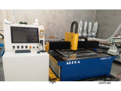 1kw Alpha Fiber laser cutter 1530E (1.5x3m cutting table) 2 years warranty
