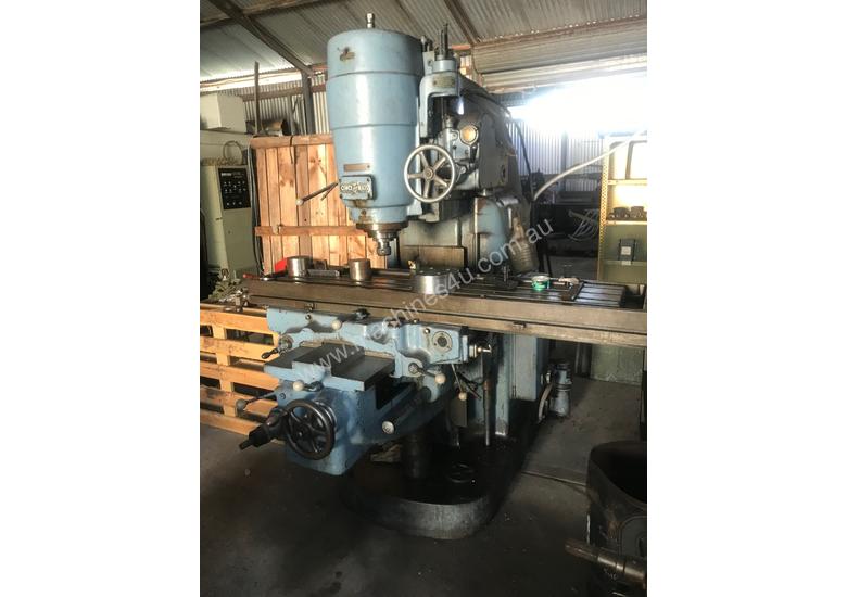 caption Cincinnati Milling Machine