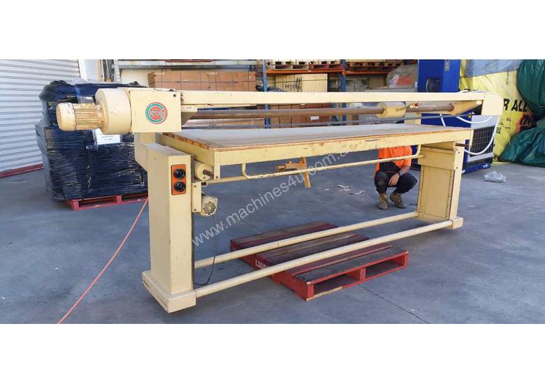 caption STROKE SANDER 2700MM