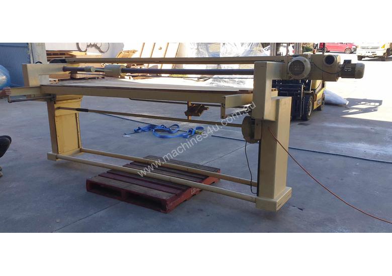 caption STROKE SANDER 2700MM