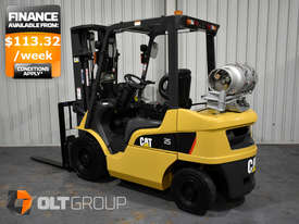 CAT 2.5 Tonne Forklift Sideshift Fork Positioner 2678 Hours Container Mast  - picture0' - Click to enlarge