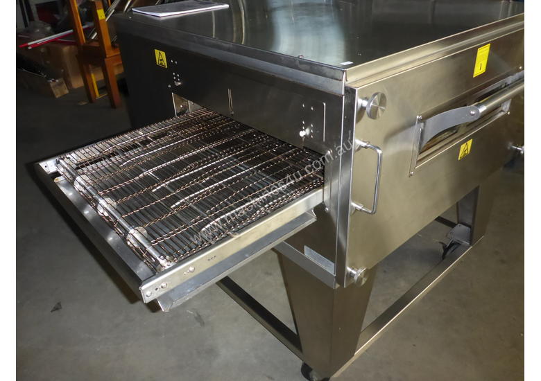 caption 2016 XLT Single Stack Gas Conveyor Pizza Oven