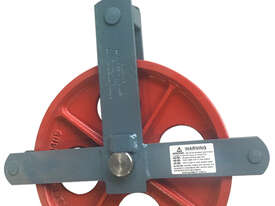 SuperLift Gin Block GIN001-E WLL 1T 250mm Sheave 22mm Rope - picture0' - Click to enlarge