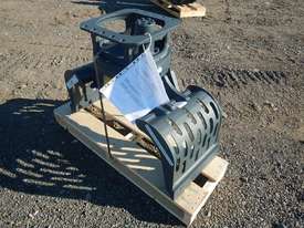 Mustang GRP150 Rotating Grapple  - picture1' - Click to enlarge