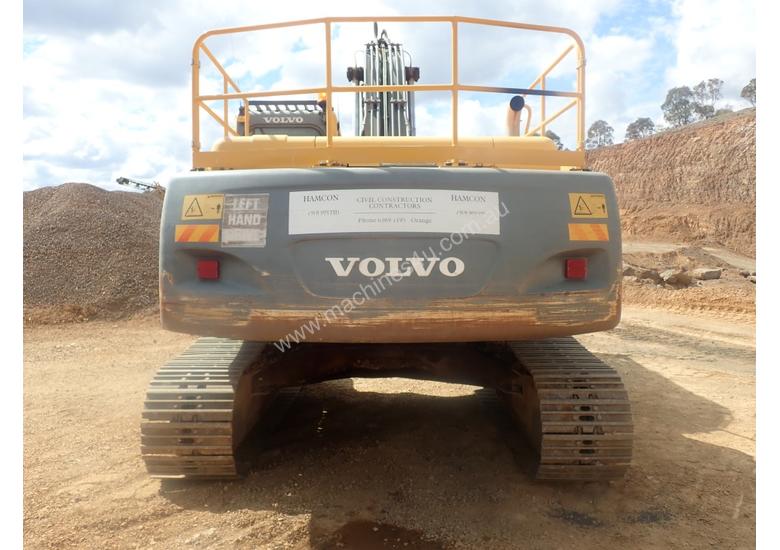caption 2005 Volvo EC240BLC Excavator