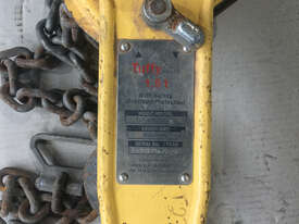 Tuffy Chain Lever Block TUF-LH075-5 1.5 Tonne x 1.5 metre chain  - picture1' - Click to enlarge