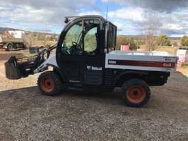 Toolcat 5600 Bobcat - picture0' - Click to enlarge