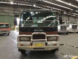 2006 Isuzu FTR F3 - picture1' - Click to enlarge