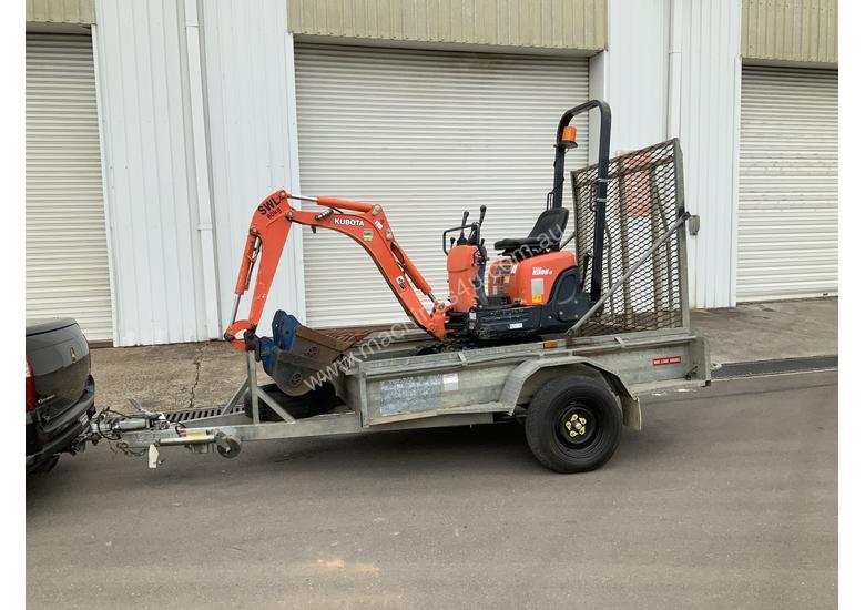 caption Kubota K008-3 Excavator